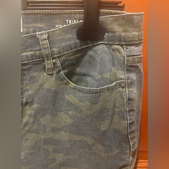 Nicole Miller Tribeca Mid Rise Ankle Skinny Jean - Picture 5 of 14